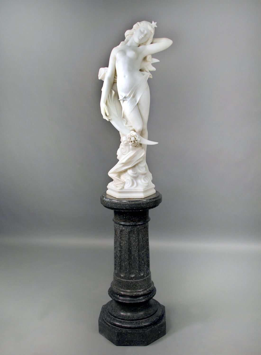 A Lovely Late 19th Century Italian White Carrara Marble of a Nude Woman On a  Pedestal Entitled La Notte By Ferdinando Batelli - Charles Cheriff  Galleries