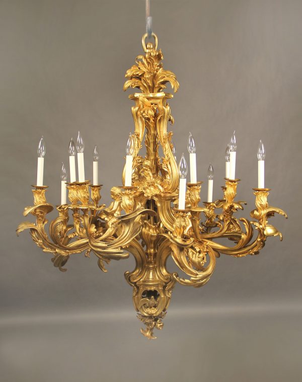 Late 19th-Early 20th Century Gilt Bronze Fifteen Light Chandelier